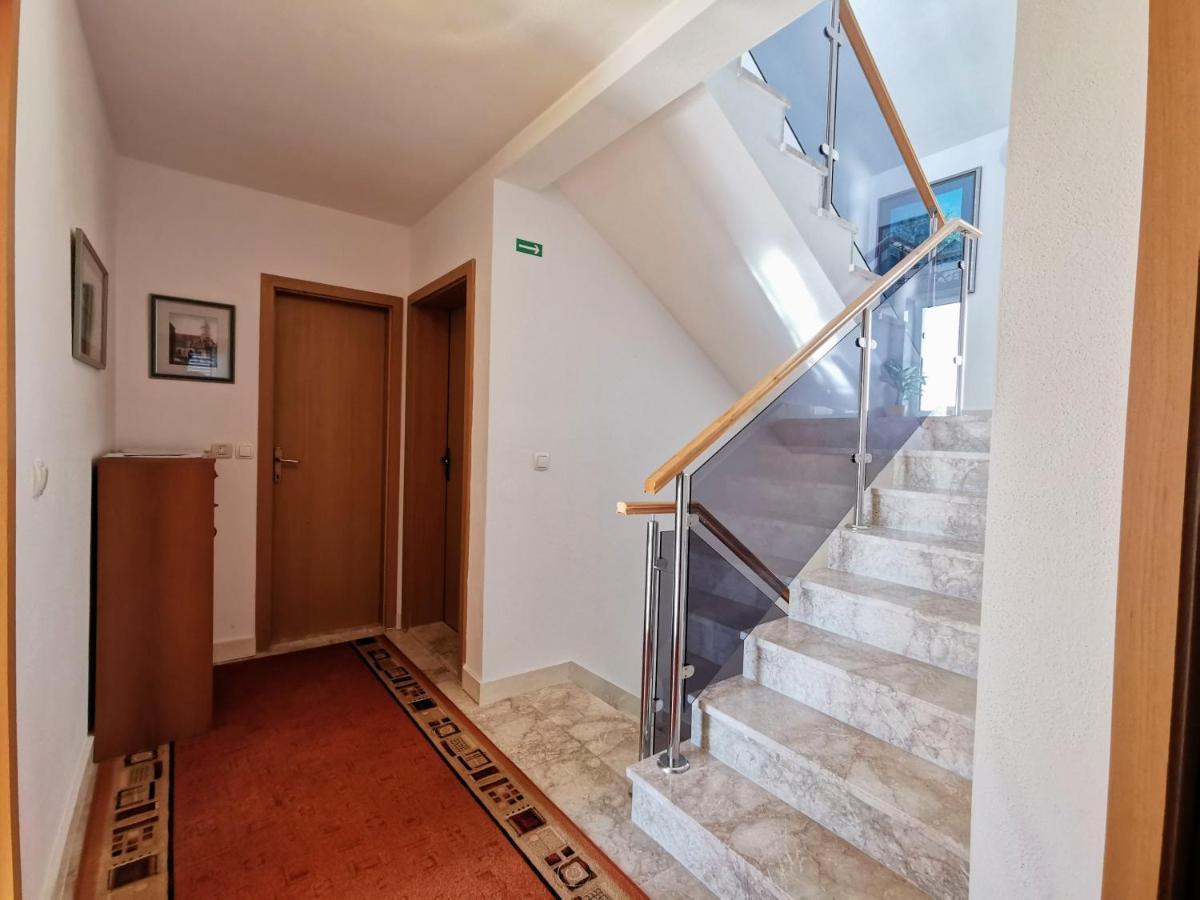 Villa Lille Trogir Exteriör bild