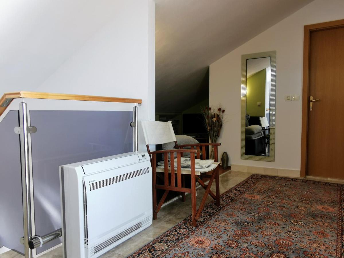 Villa Lille Trogir Exteriör bild