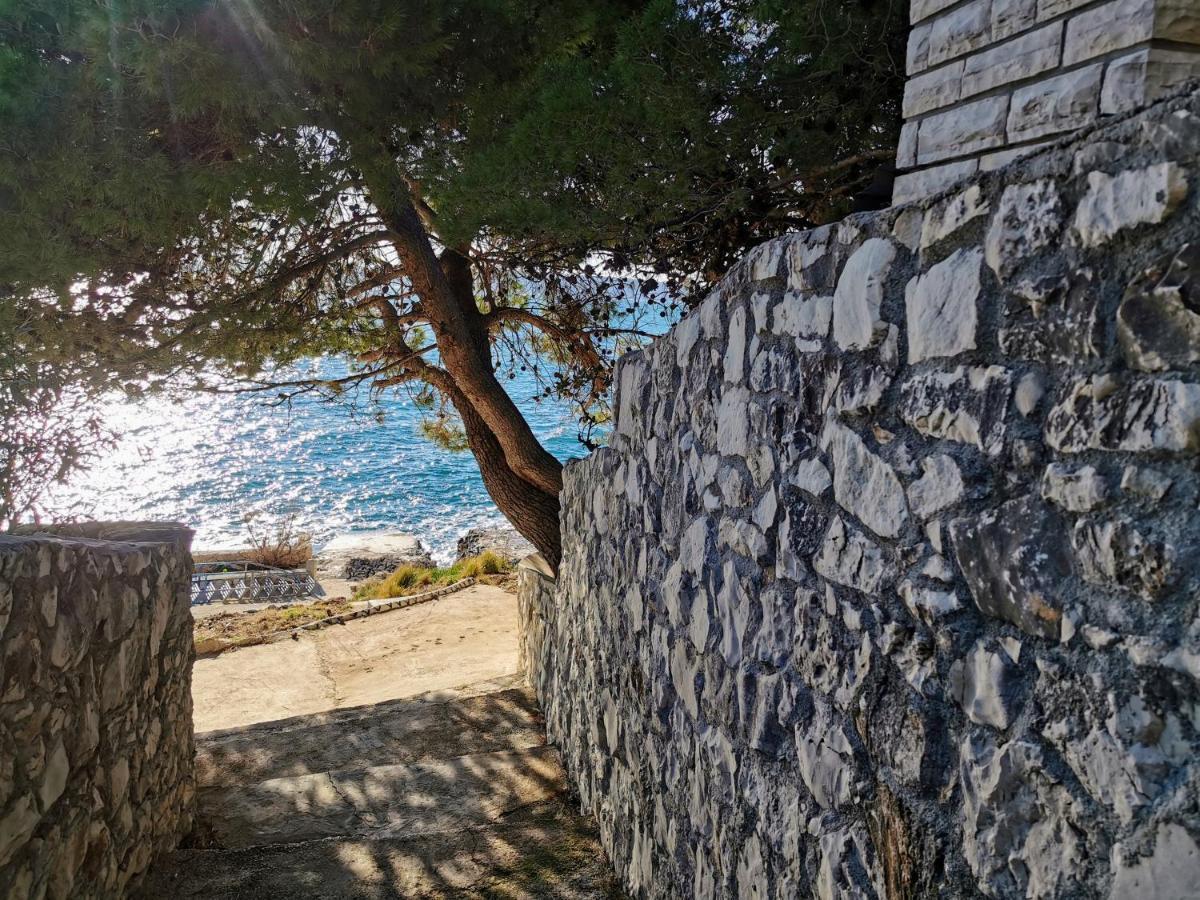Villa Lille Trogir Exteriör bild