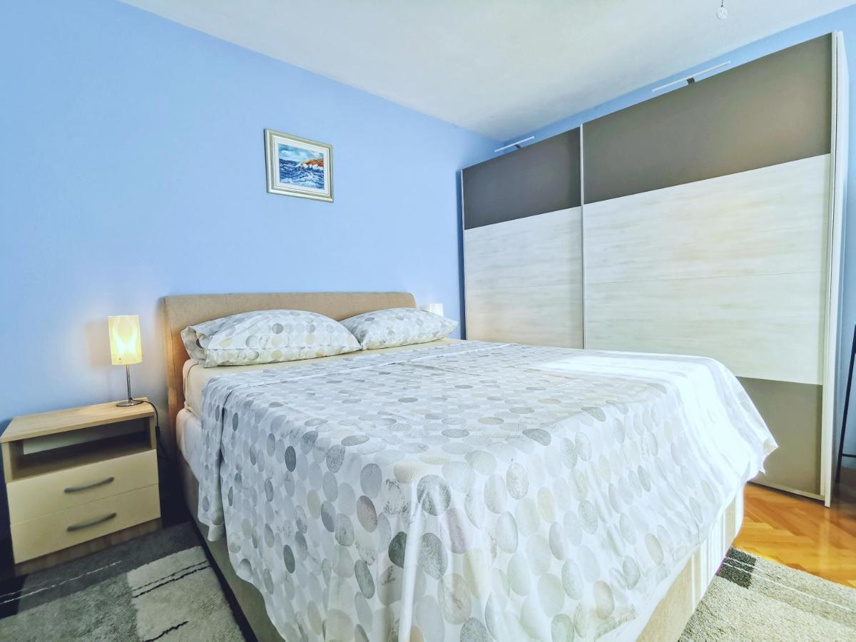 Villa Lille Trogir Exteriör bild