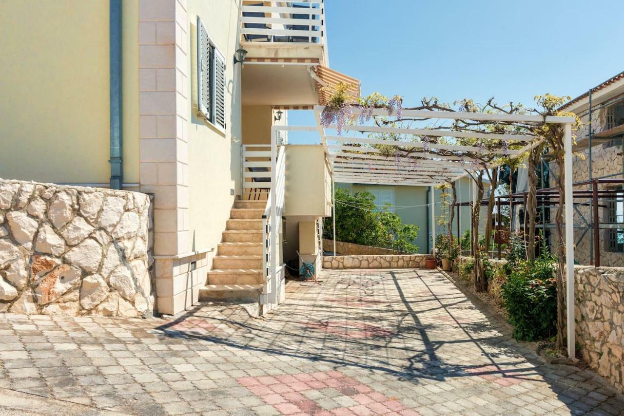 Villa Lille Trogir Exteriör bild